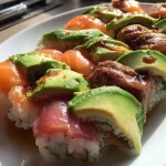 Sushi met avocado, zalm en ossenhaas