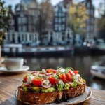De Ultieme Toast: Avocado Toast: De 5 Toppings die je Moet Proberen.