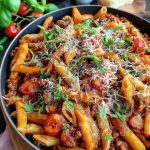 Penne met gehakt in rijke tomatensaus