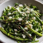 Rucolasalade met gegrilde asperges en feta