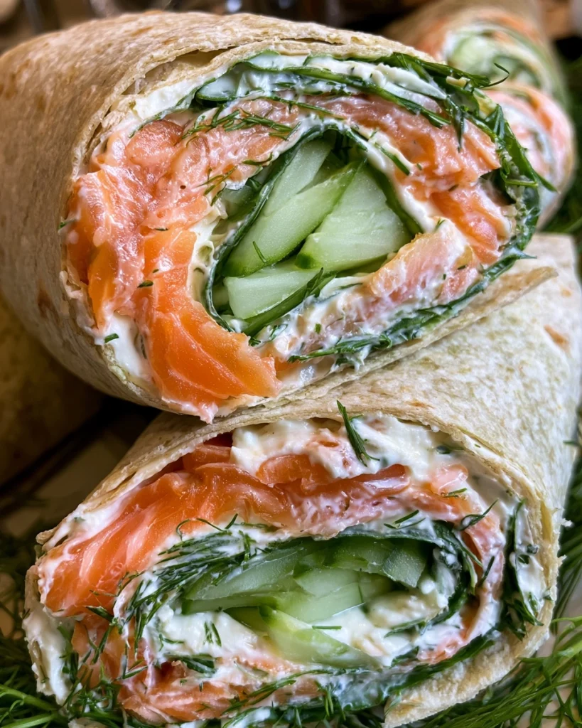 Zalmwrap met Roomkaas, Komkommer en Dille